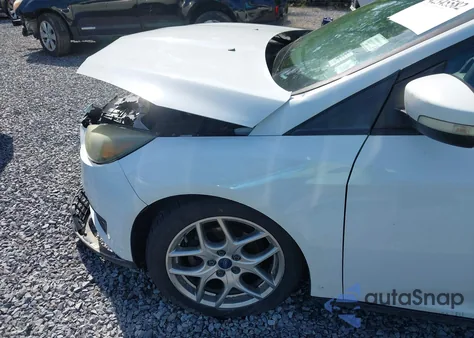 2015 Ford Focus Se from USA, damaged, VIN 1FADP3K26FL235125